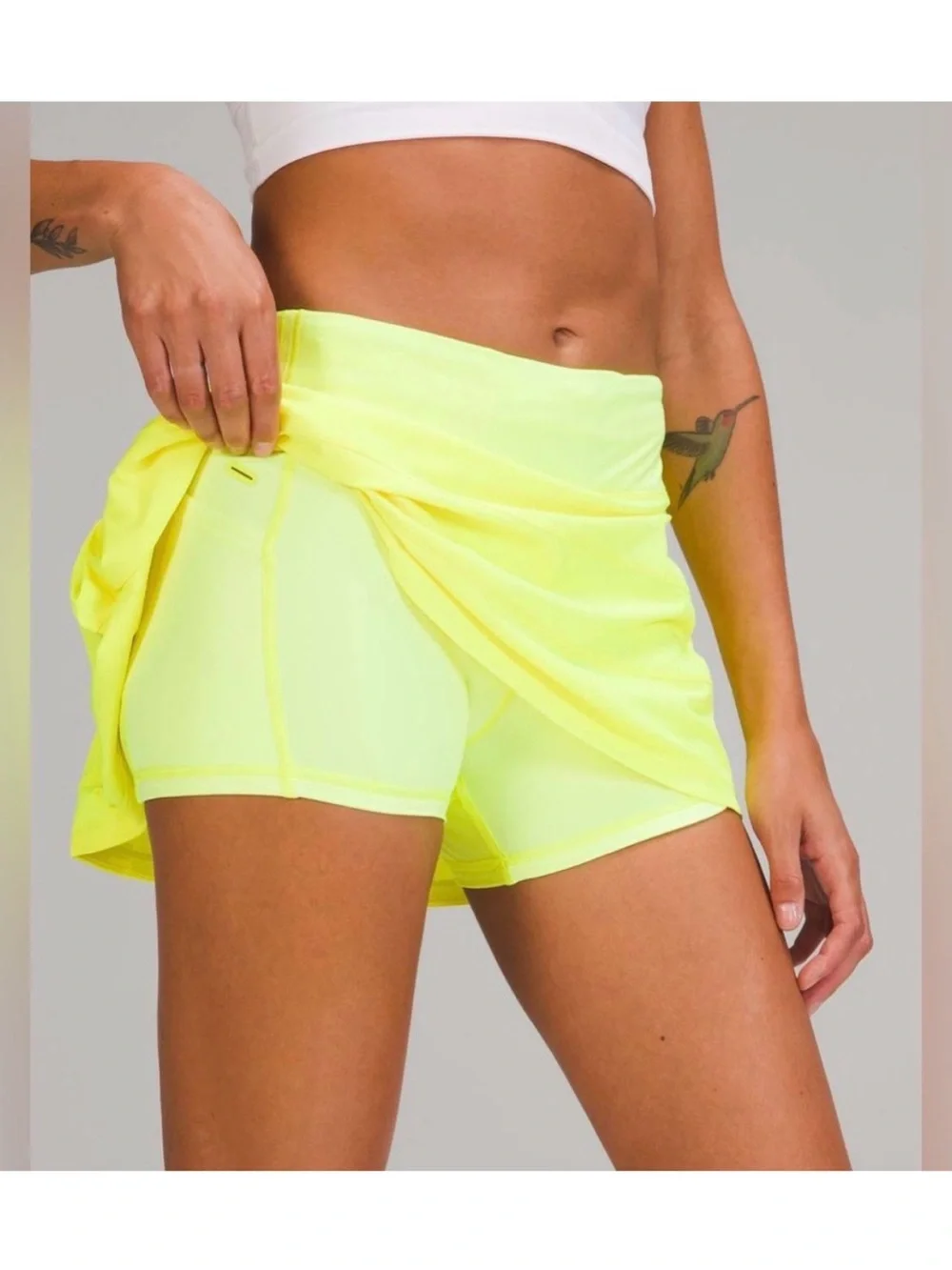 Lululemon sz 8 Pace Rival Highlight Yellow Skirt tenniscore athleisure running